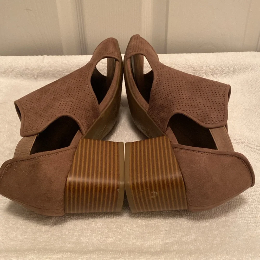Life Stride Roxie Brown Peep Toe Sandals…size 10 - Picture 7 of 10